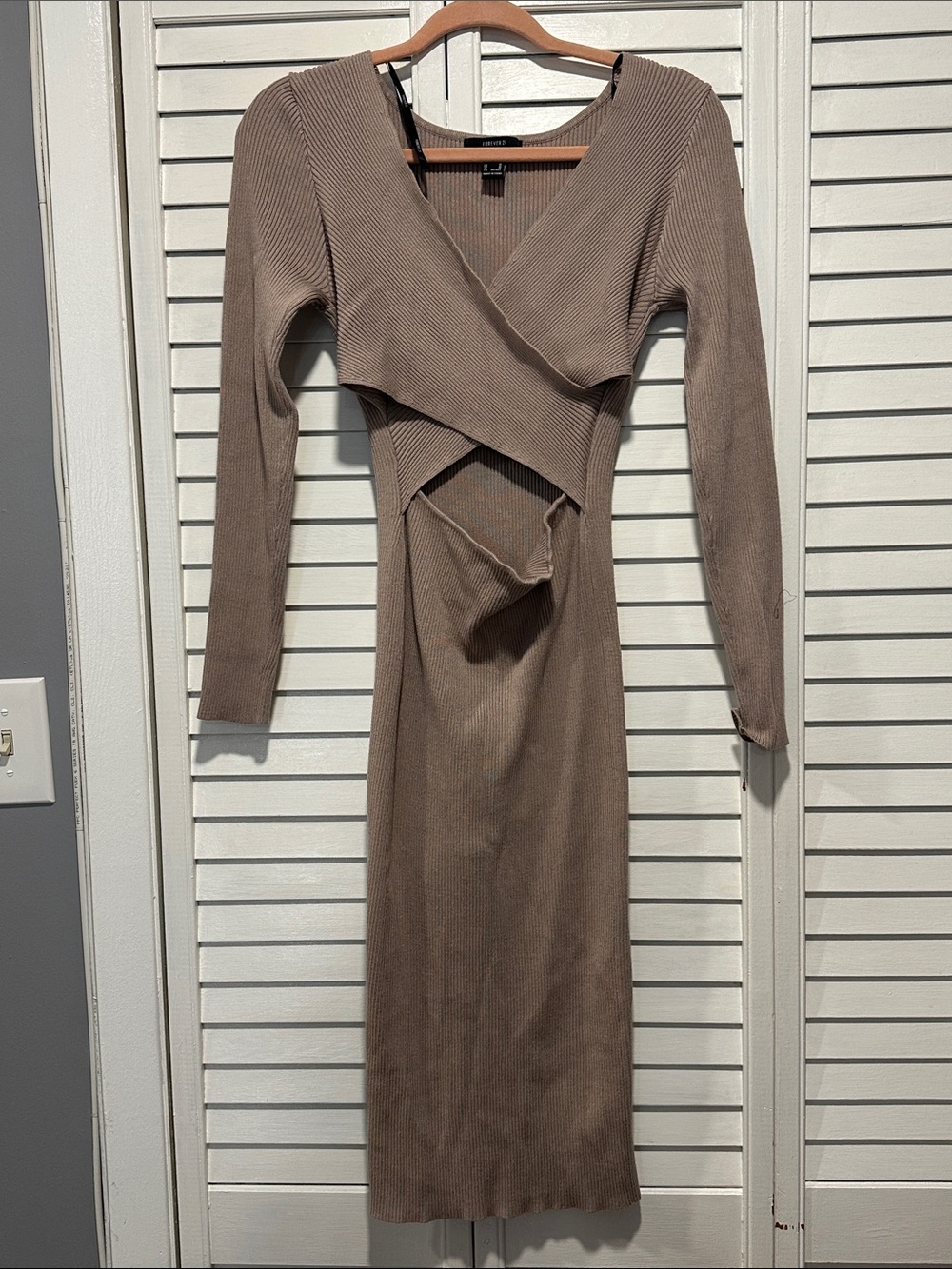 Forever 21 Taupe Ribbed Long Sleeve Cutout Midi Dress